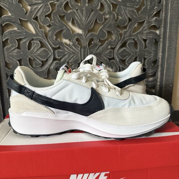 Nike Waffle Debut Running Sneakers Summit White Black DH9522-103 Men’s Sz 8 NEW - Picture 4 of 15